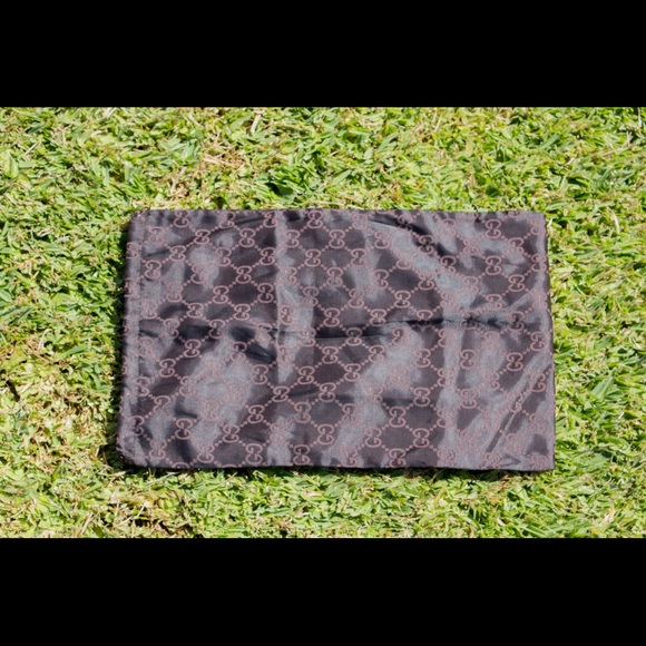Gucci Handbags - Gucci dust bag.